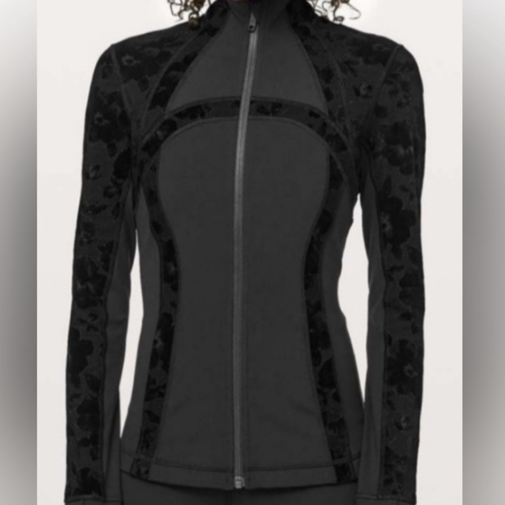 Lulu lemon 2 piece size 8 black velevt floral lace yoga pants and define jacket